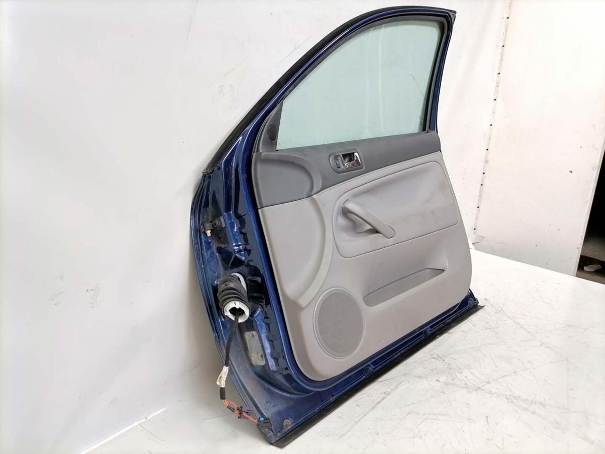 VW Passat 3BG original Tür vorn rechts LD5Q Shadowblue BJ04